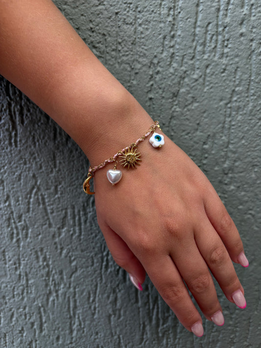 Bracelet corde et charms doré