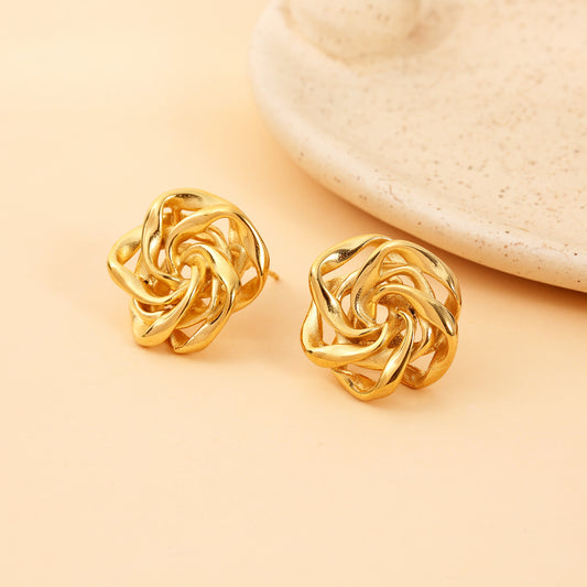 Boucles d'Oreilles Clous Dorées Nœuds Entrelacés Chic